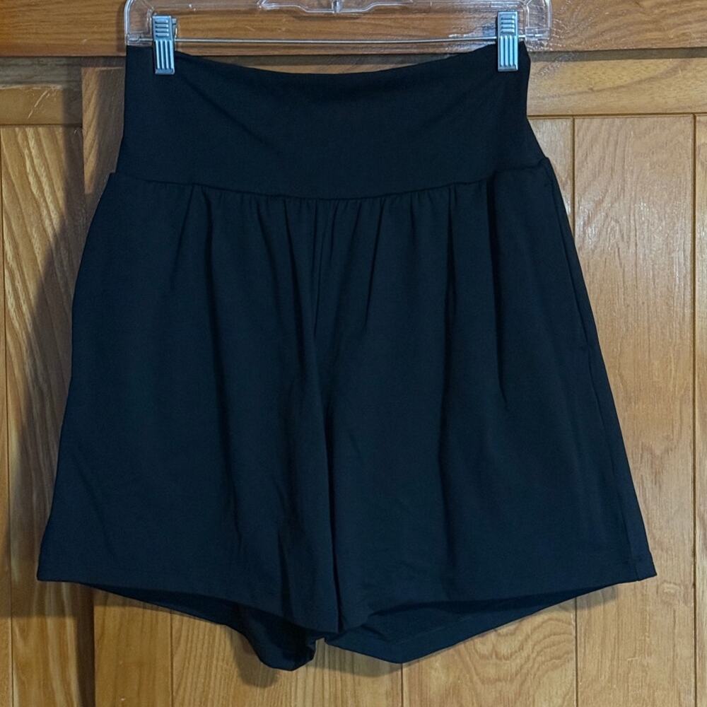 NEW HALARA SoftlyZero 2-in-1 Flowy Shorts Black L - Picture 2 of 10